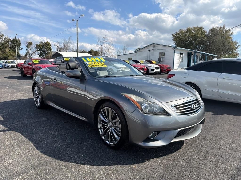 Infiniti Q60  2015