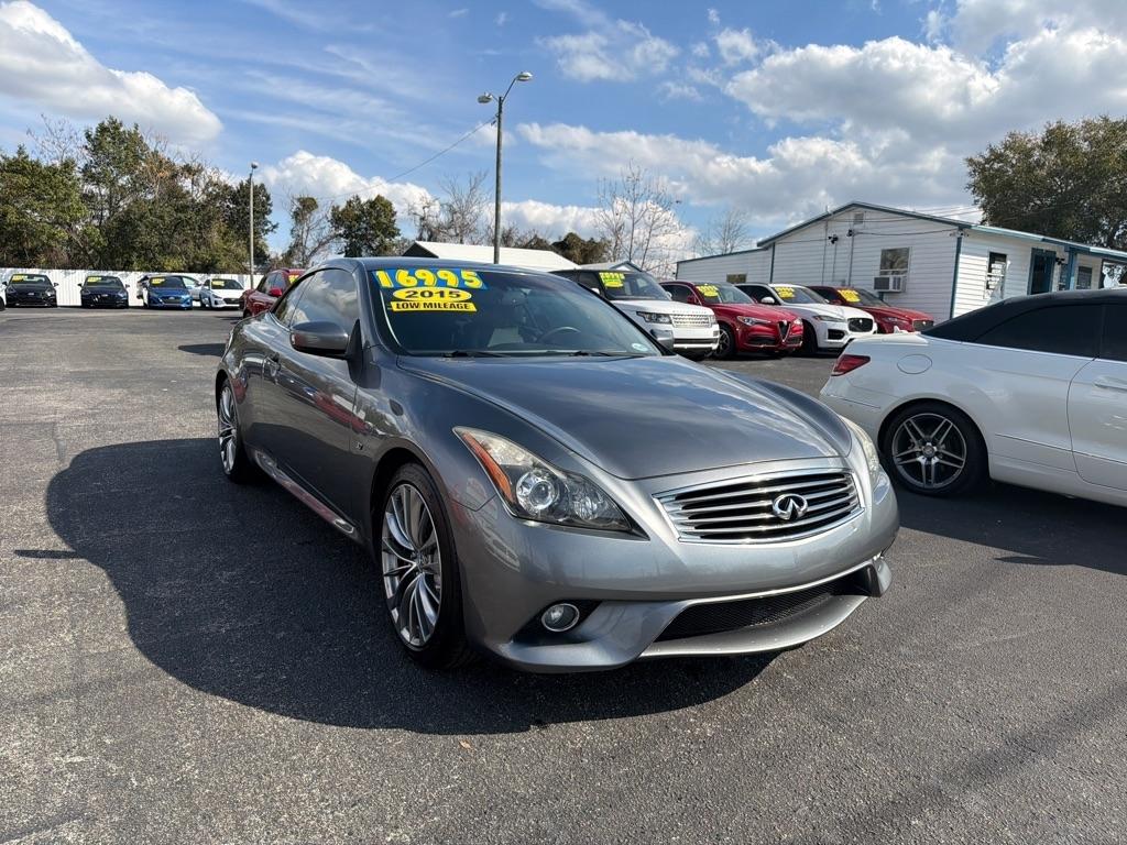 Infiniti Q60  2015