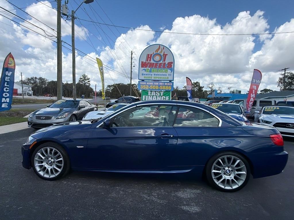 BMW 3-Series 328i Convertible 2011