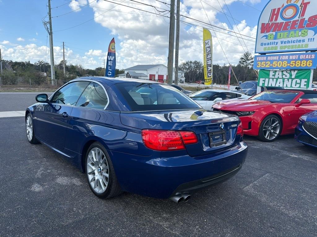 BMW 3-Series 328i Convertible 2011