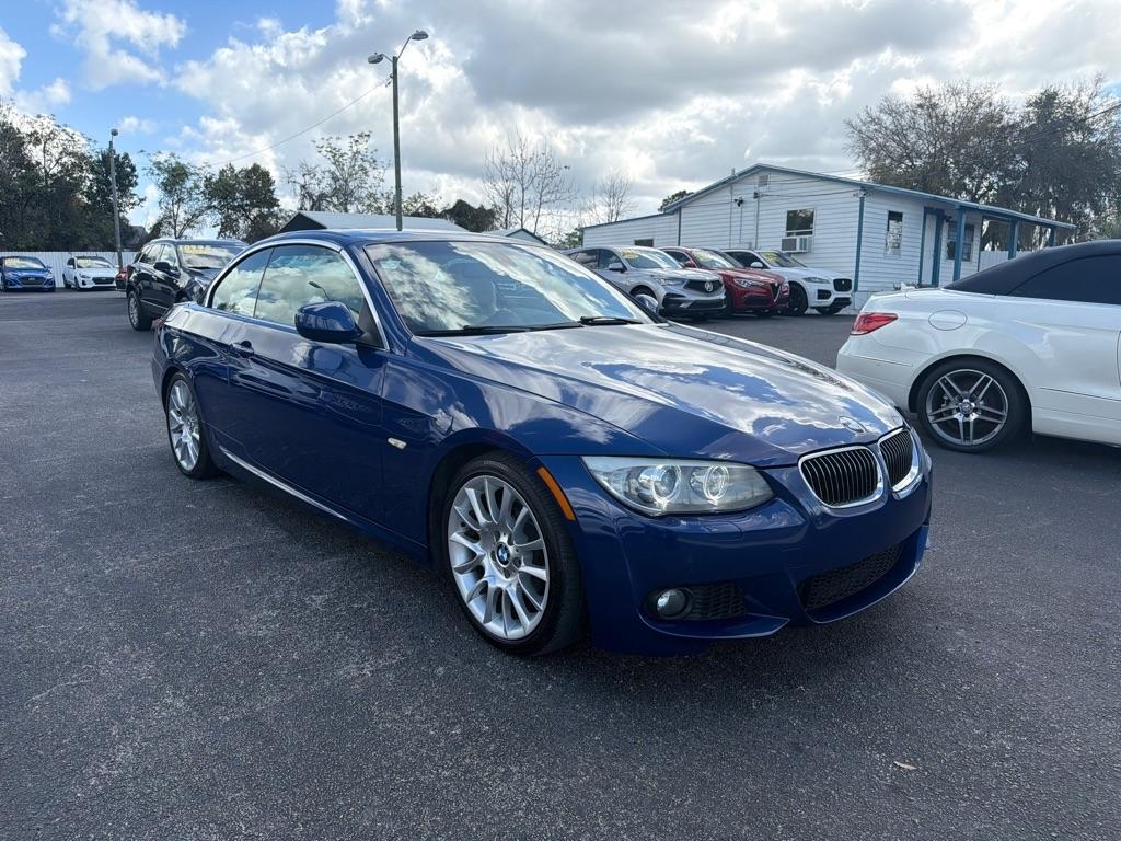 BMW 3-Series 328i Convertible 2011