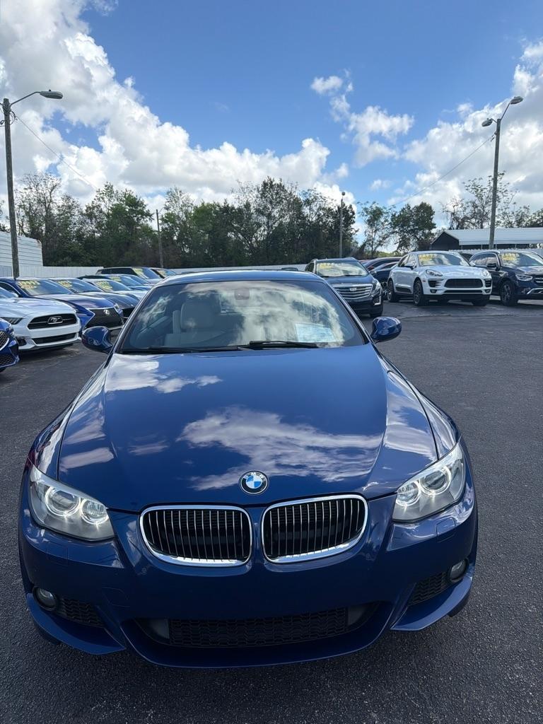 BMW 3-Series 328i Convertible 2011