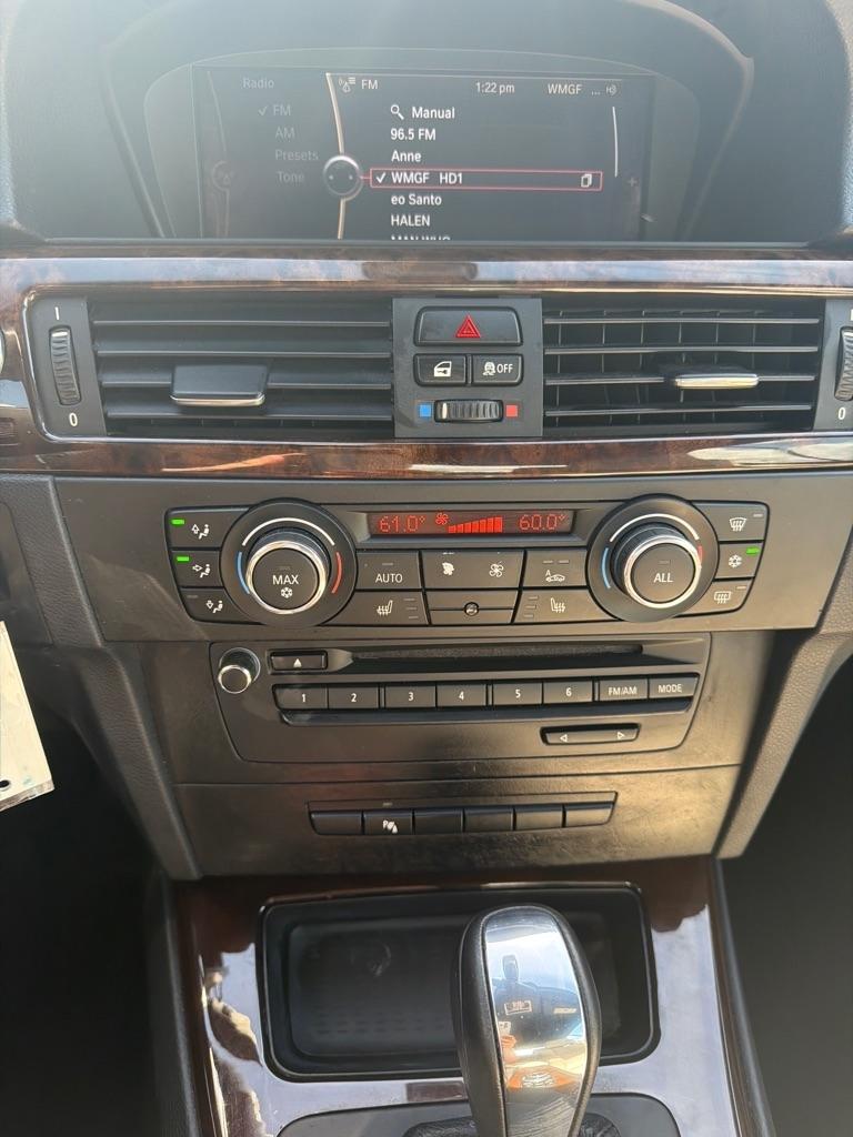 BMW 3-Series 328i Convertible 2011