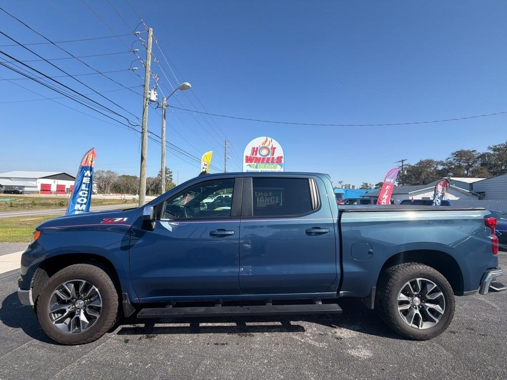 Chevrolet Silverado 1500 LT Crew Cab 4WD 2024