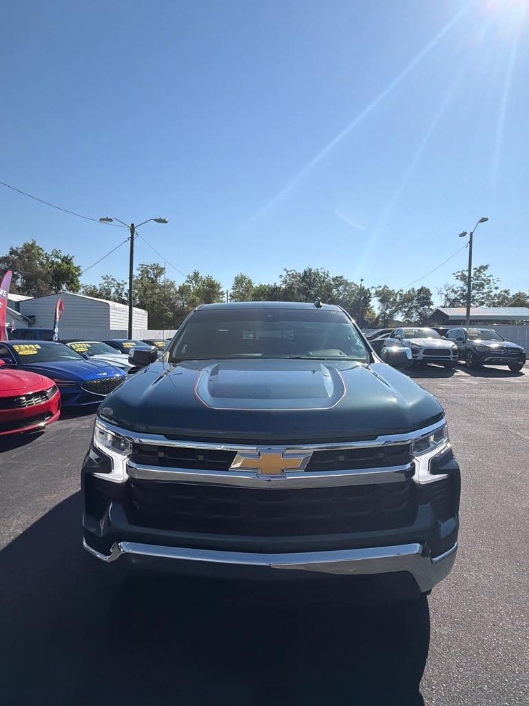 Chevrolet Silverado 1500 LT Crew Cab 4WD 2024