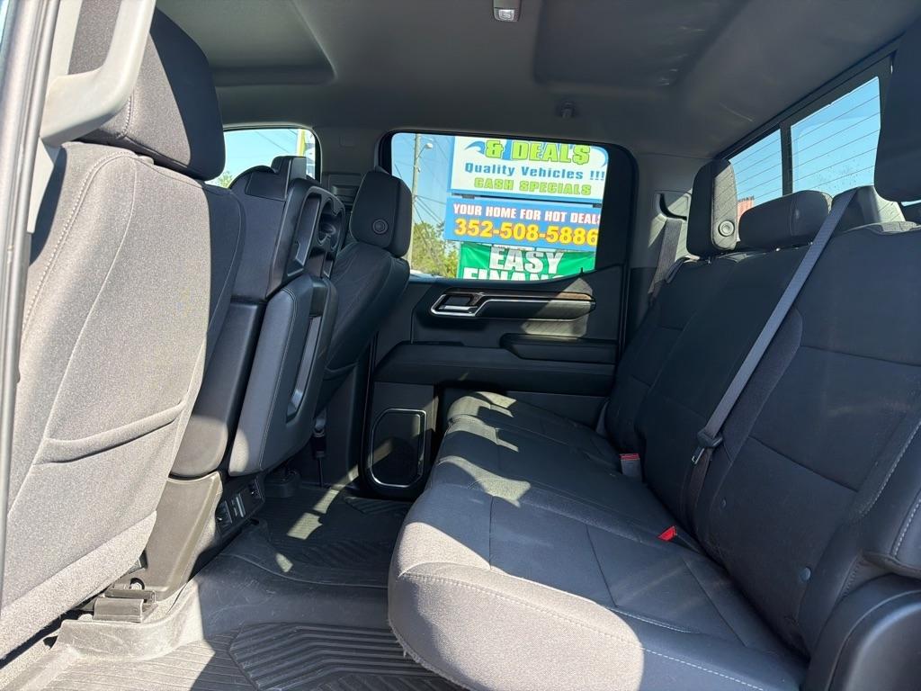 Chevrolet Silverado 1500 LT Crew Cab 4WD 2024