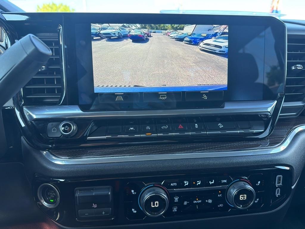 Chevrolet Silverado 1500 LT Crew Cab 4WD 2024