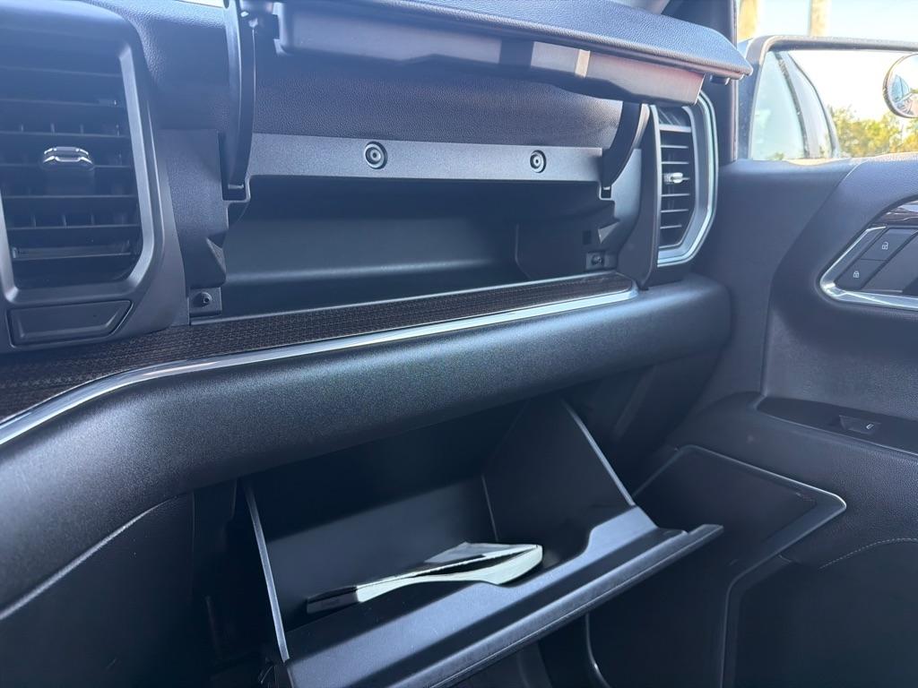 Chevrolet Silverado 1500 LT Crew Cab 4WD 2024