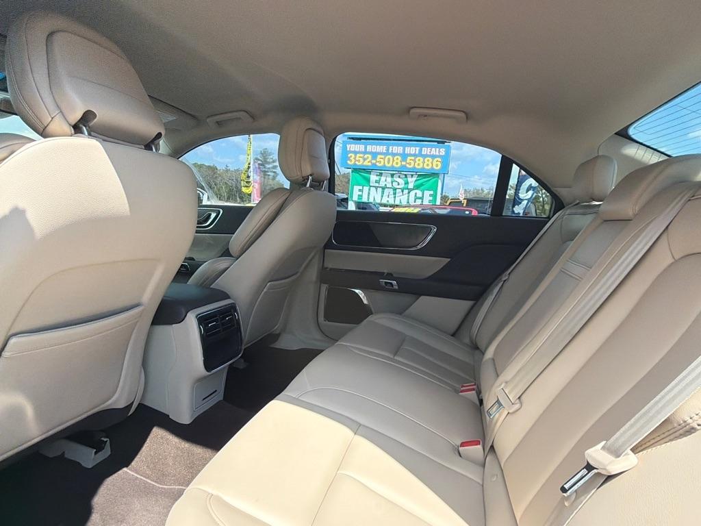 Lincoln Continental Standard FWD 2020