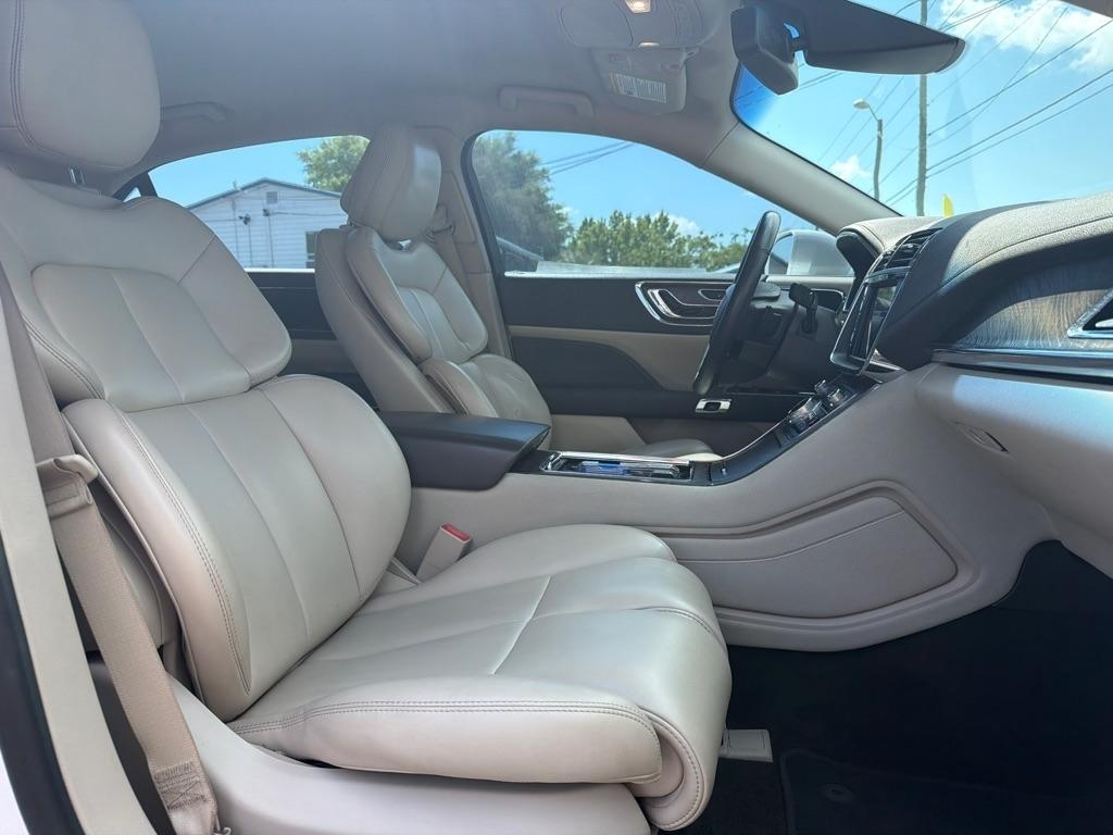 Lincoln Continental Standard FWD 2020