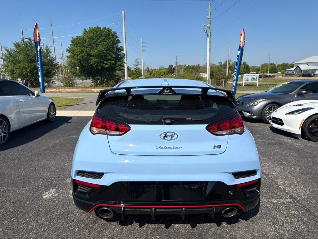 Hyundai Veloster  2021