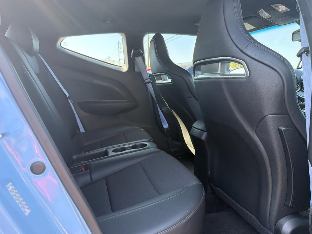 Hyundai Veloster  2021