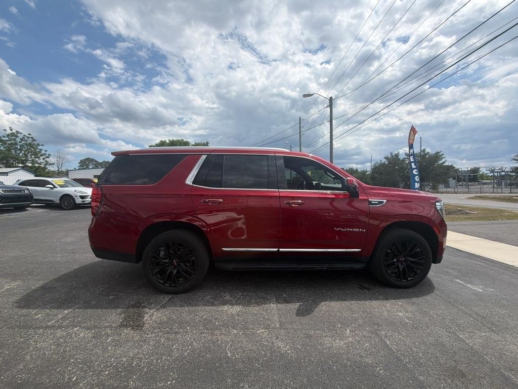 GMC Yukon SLT 2WD 2021