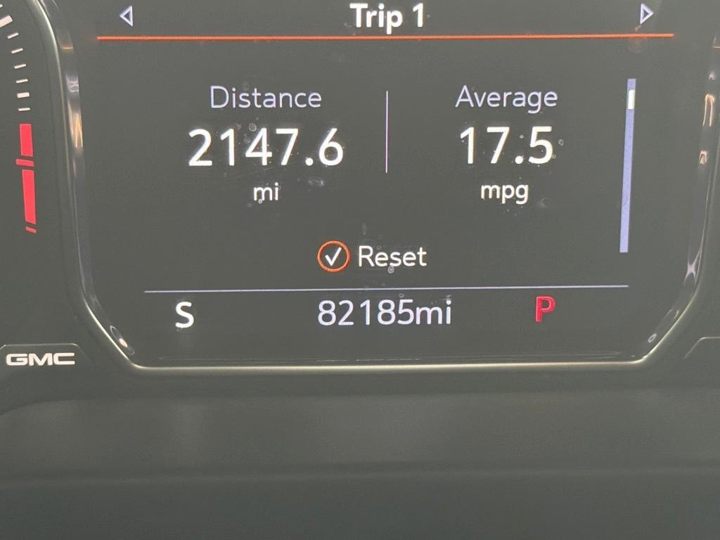 GMC Yukon SLT 2WD 2021