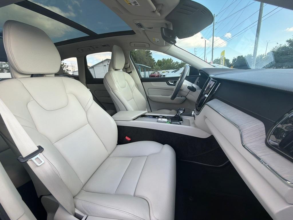 Volvo XC60  2020