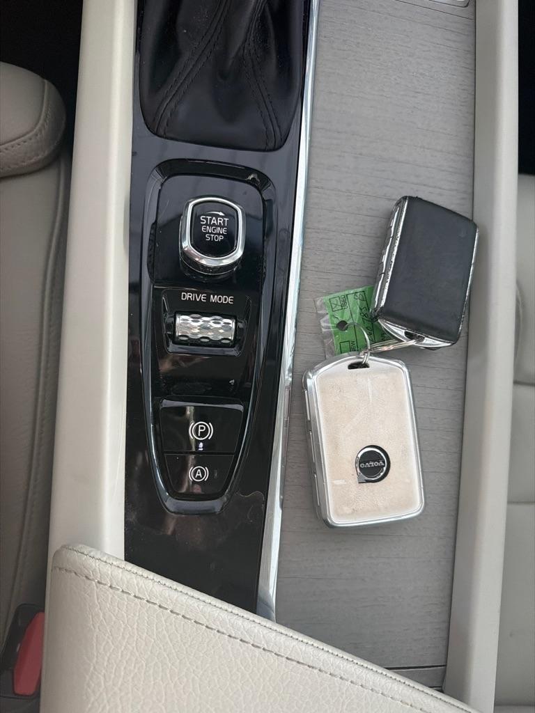Volvo XC60  2020