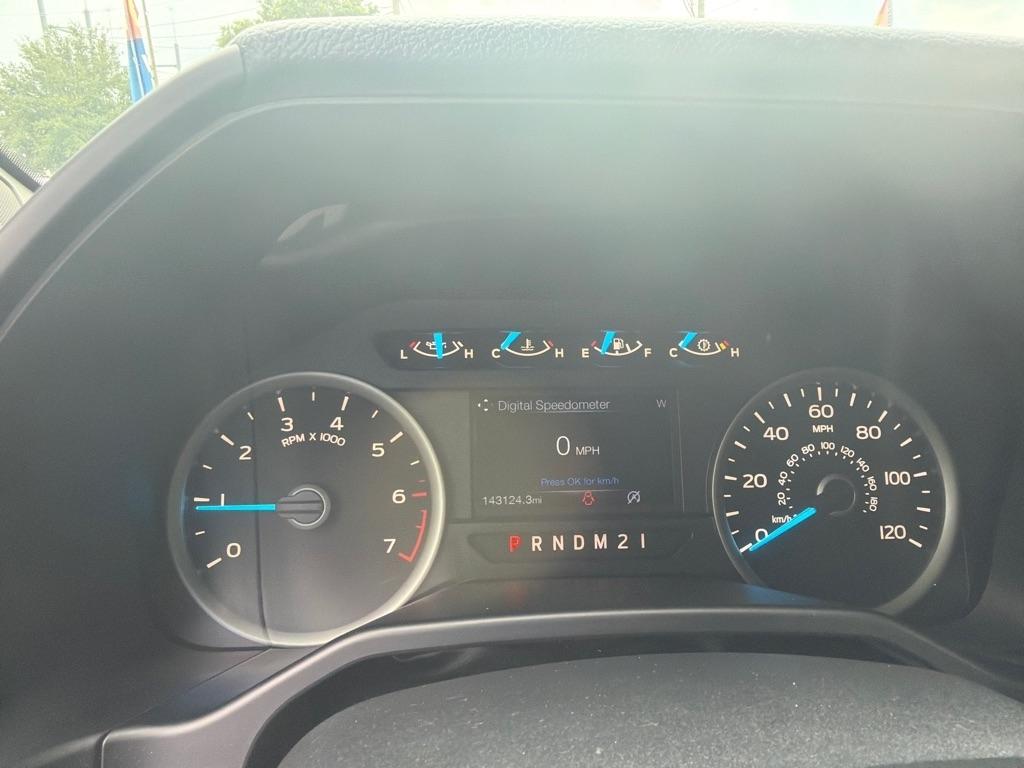 Ford F-150 XLT SuperCrew 5.5-ft. Bed 2WD 2015