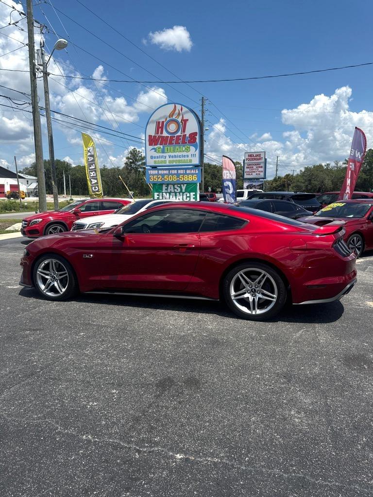 Ford Mustang GT Premium Coupe 2019