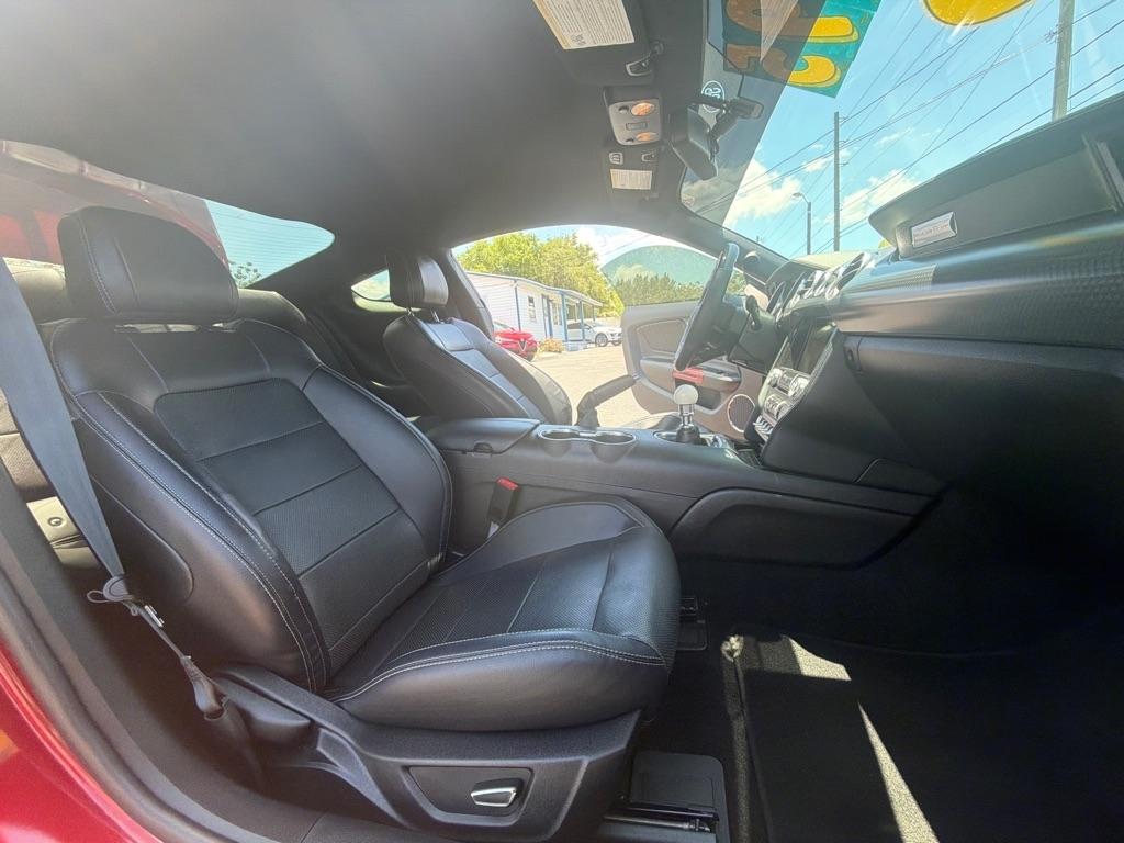 Ford Mustang GT Premium Coupe 2019