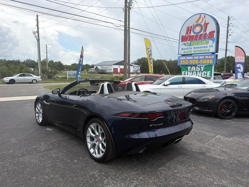Jaguar F-Type  2020