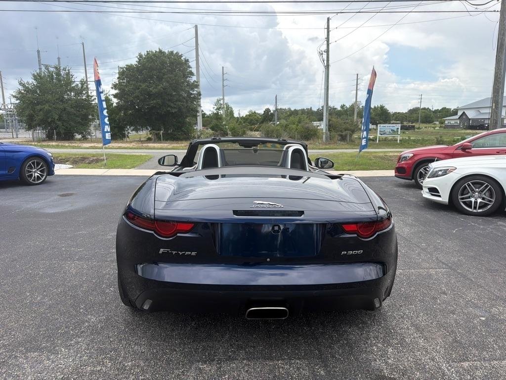Jaguar F-Type  2020