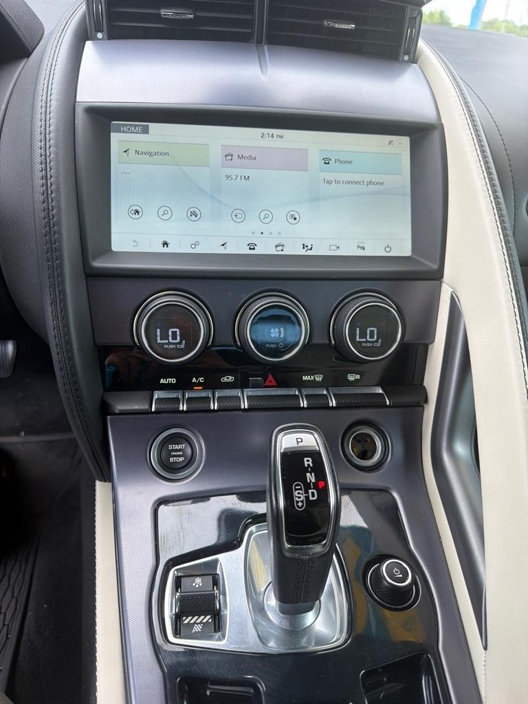 Jaguar F-Type  2020