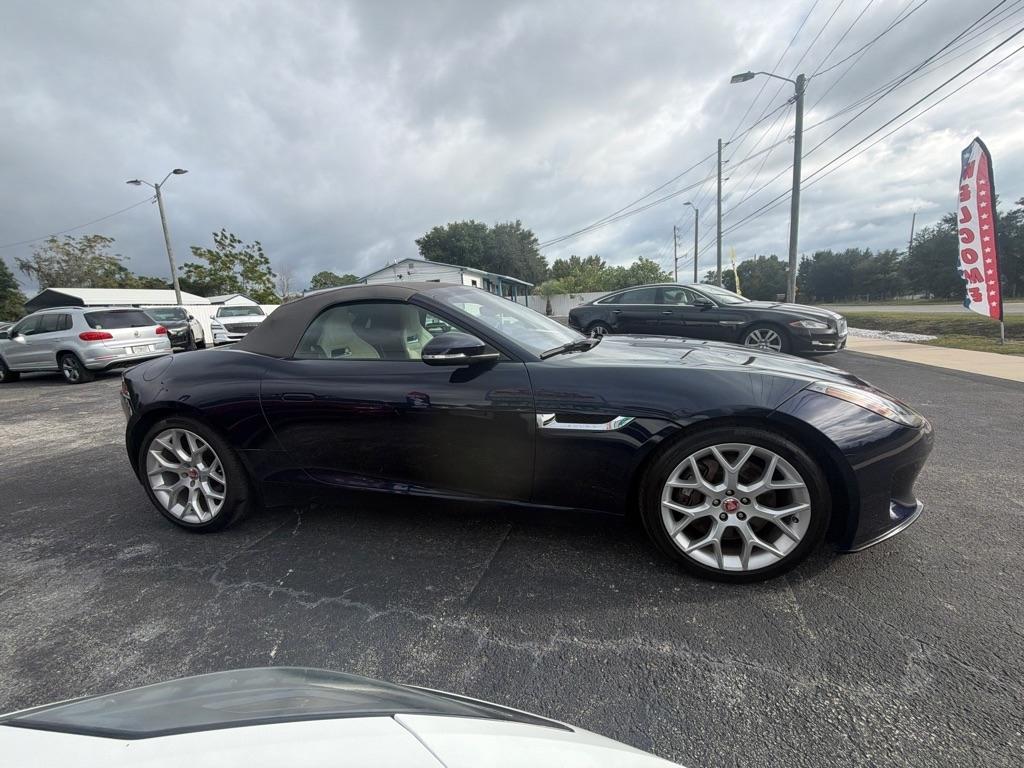 Jaguar F-Type  2020
