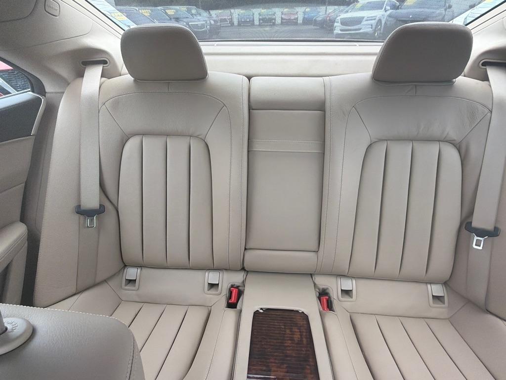 Mercedes-Benz CLS-Class  2012