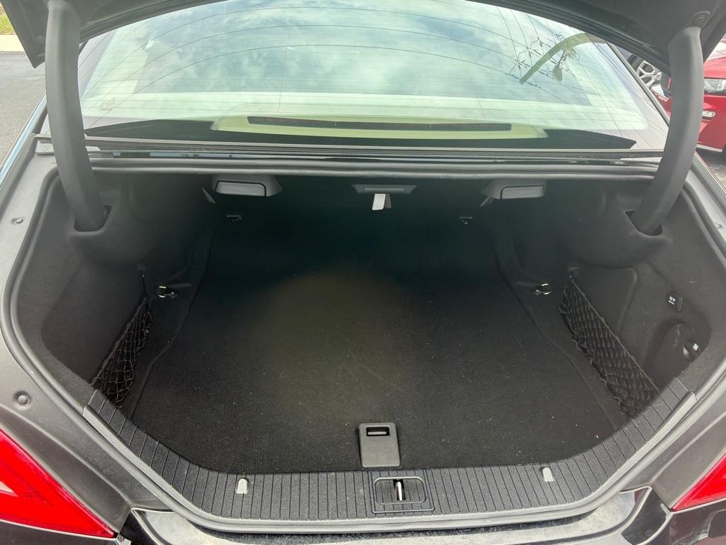 Mercedes-Benz CLS-Class  2012