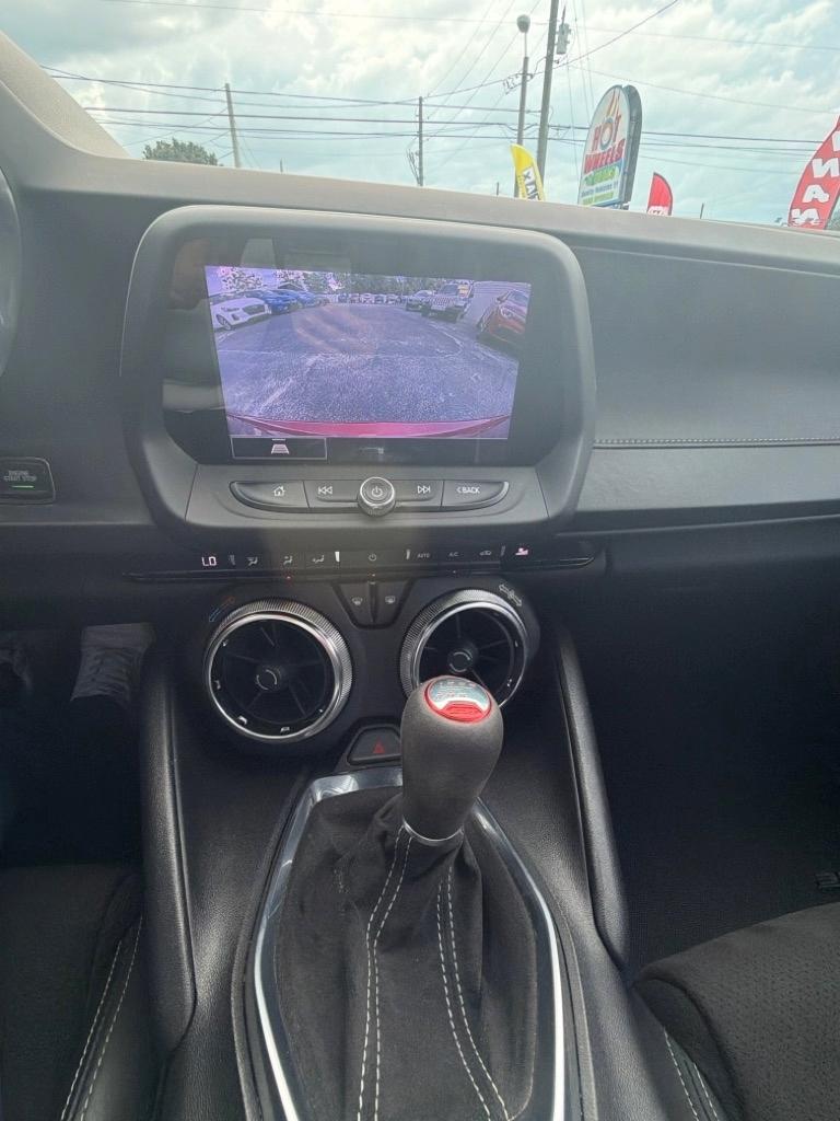 Chevrolet Camaro  2021