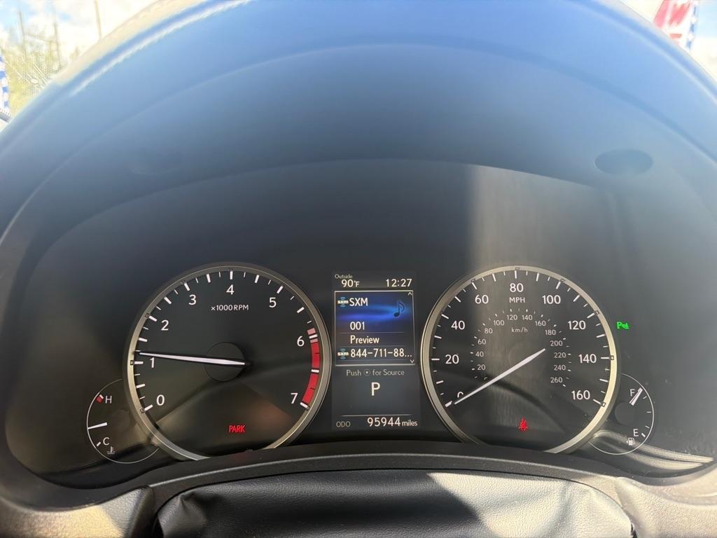 Lexus NX  2021