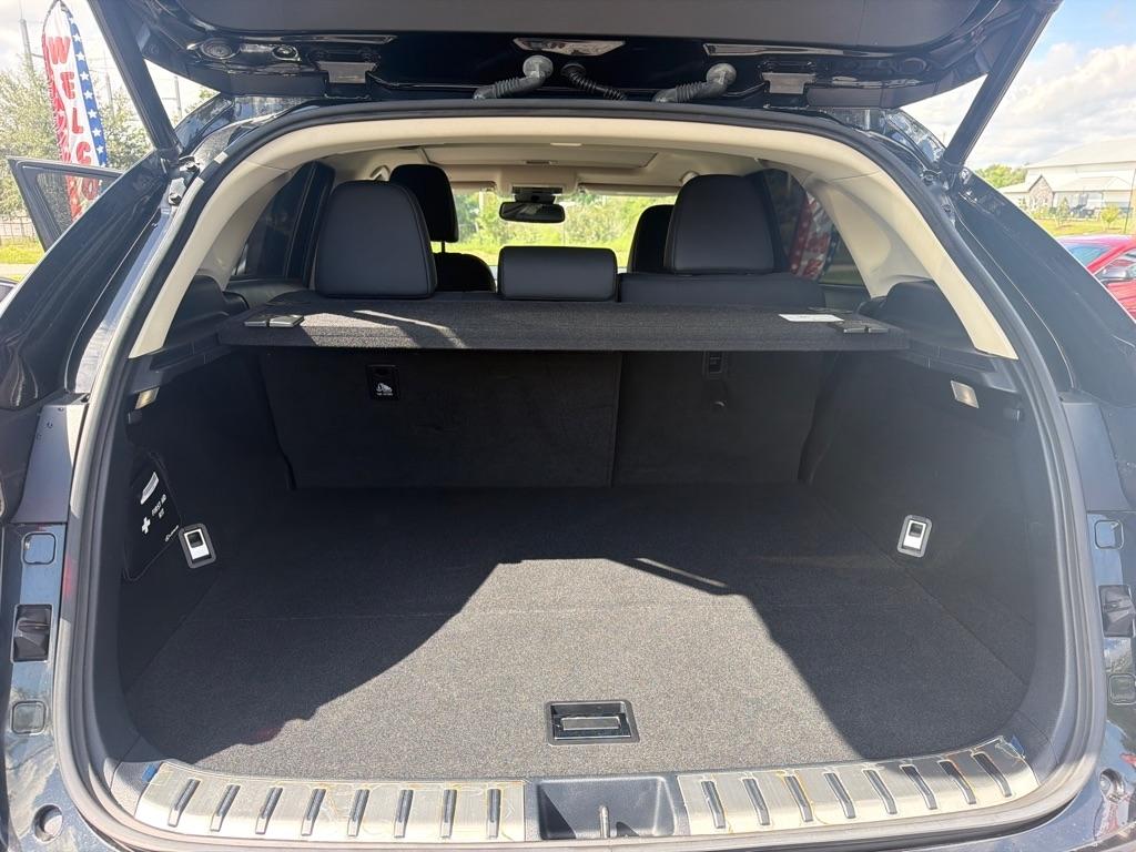 Lexus NX  2021