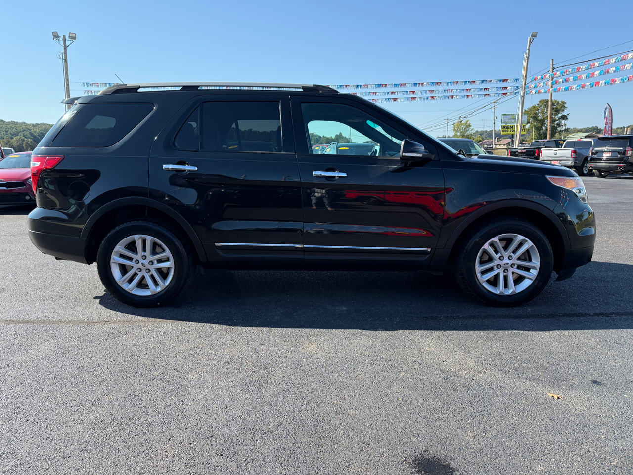 Ford Explorer 4WD 4dr XLT 2015 Ford Explorer 4WD 4dr XLT 2015