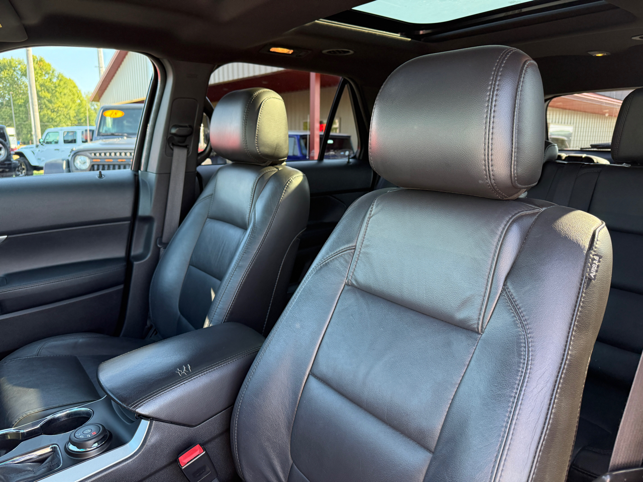 Ford Explorer 4WD 4dr XLT 2015 Ford Explorer 4WD 4dr XLT 2015