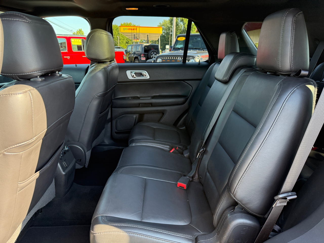 Ford Explorer 4WD 4dr XLT 2015 Ford Explorer 4WD 4dr XLT 2015