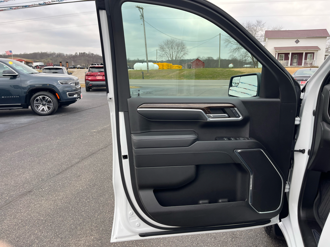 GMC Sierra 1500 4WD Crew Cab 157" Elevation 2022