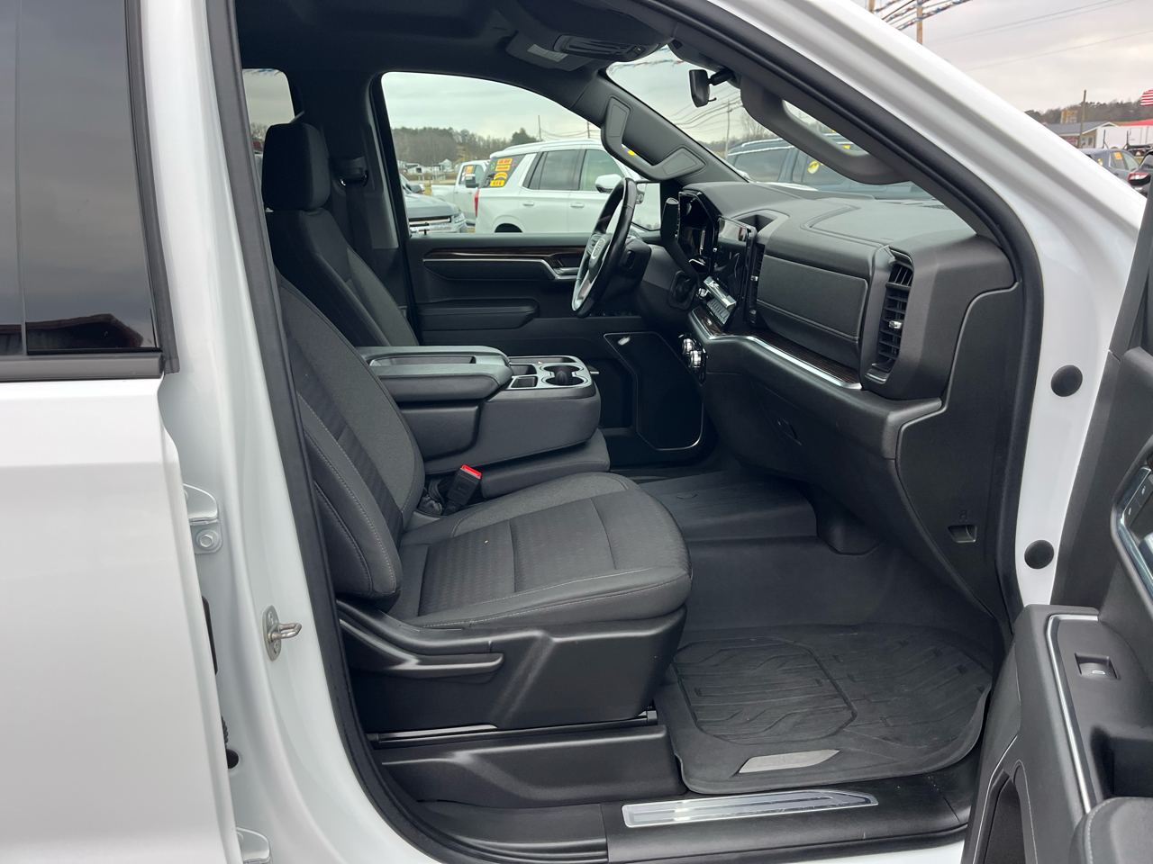 GMC Sierra 1500 4WD Crew Cab 157" Elevation 2022