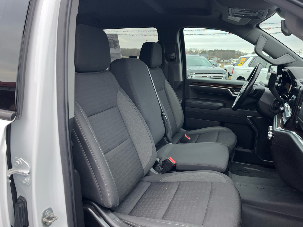 GMC Sierra 1500 4WD Crew Cab 157" Elevation 2022