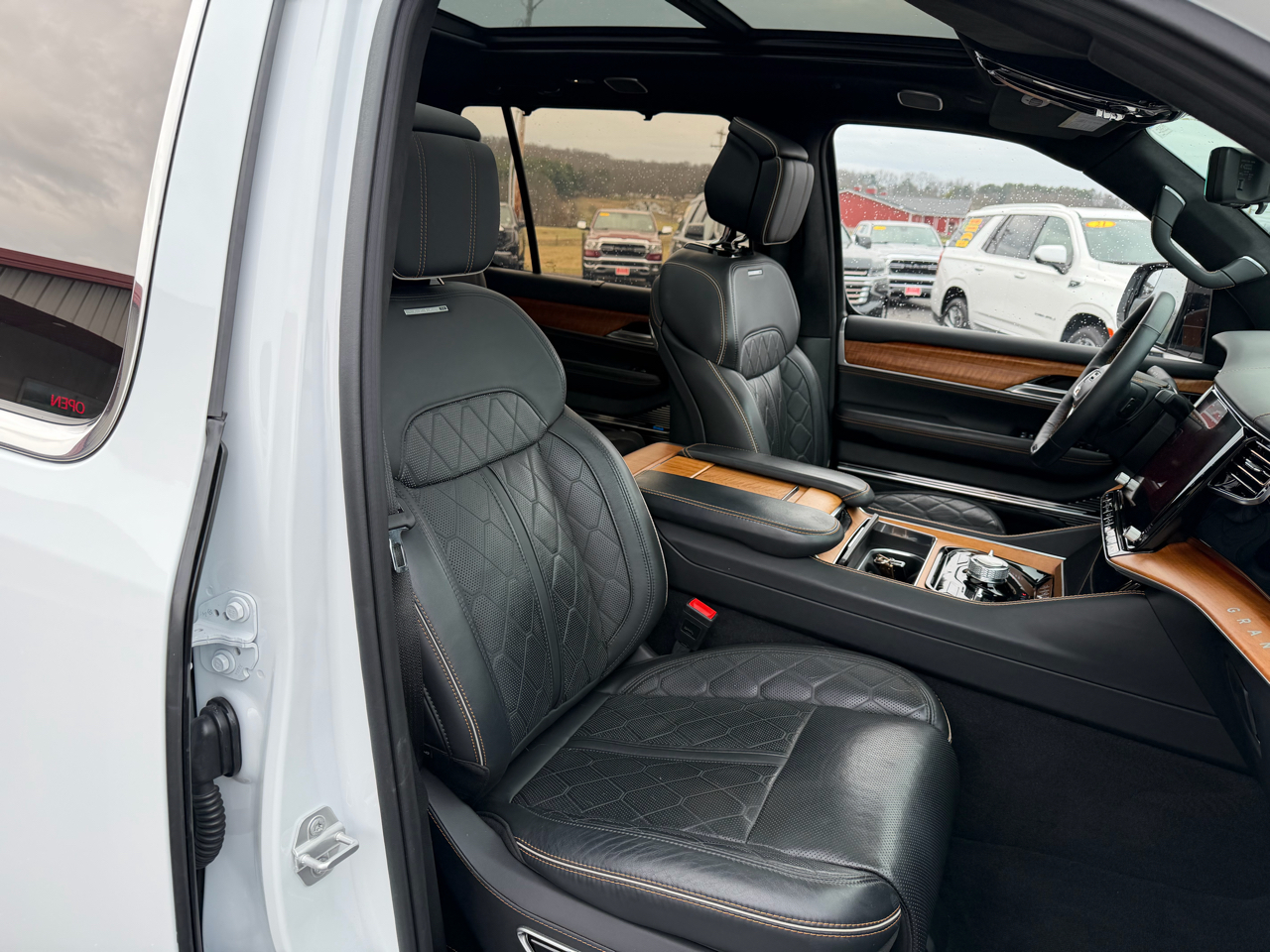 Jeep Grand Wagoneer Series III 4x4 2024