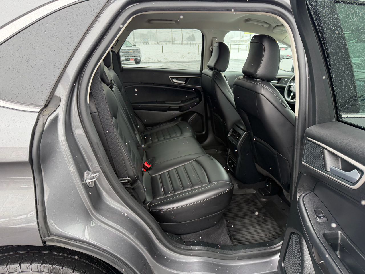 Ford Edge SEL AWD 2024