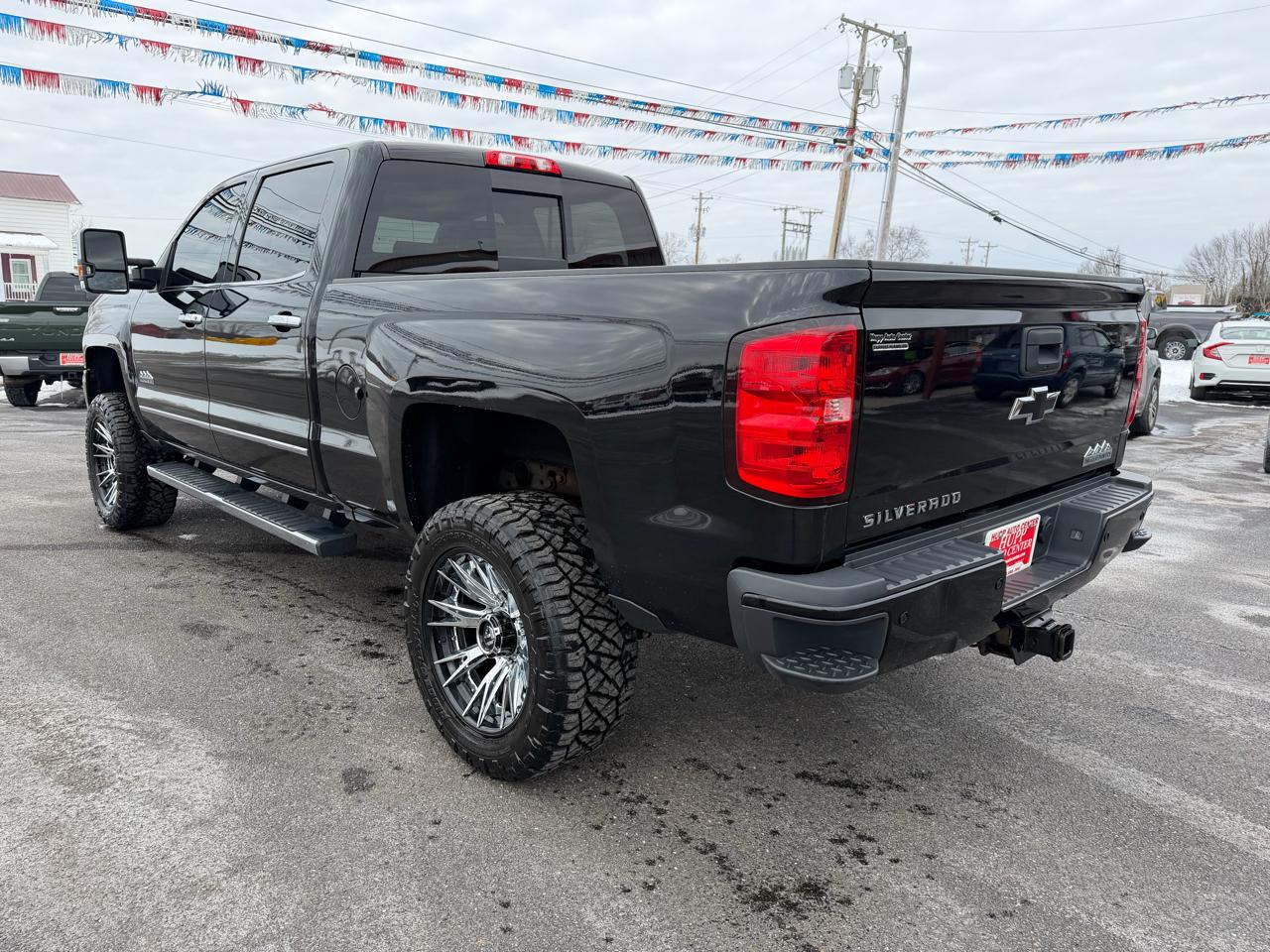 Chevrolet Silverado 2500HD 4WD Crew Cab 153.7" High Country 2016