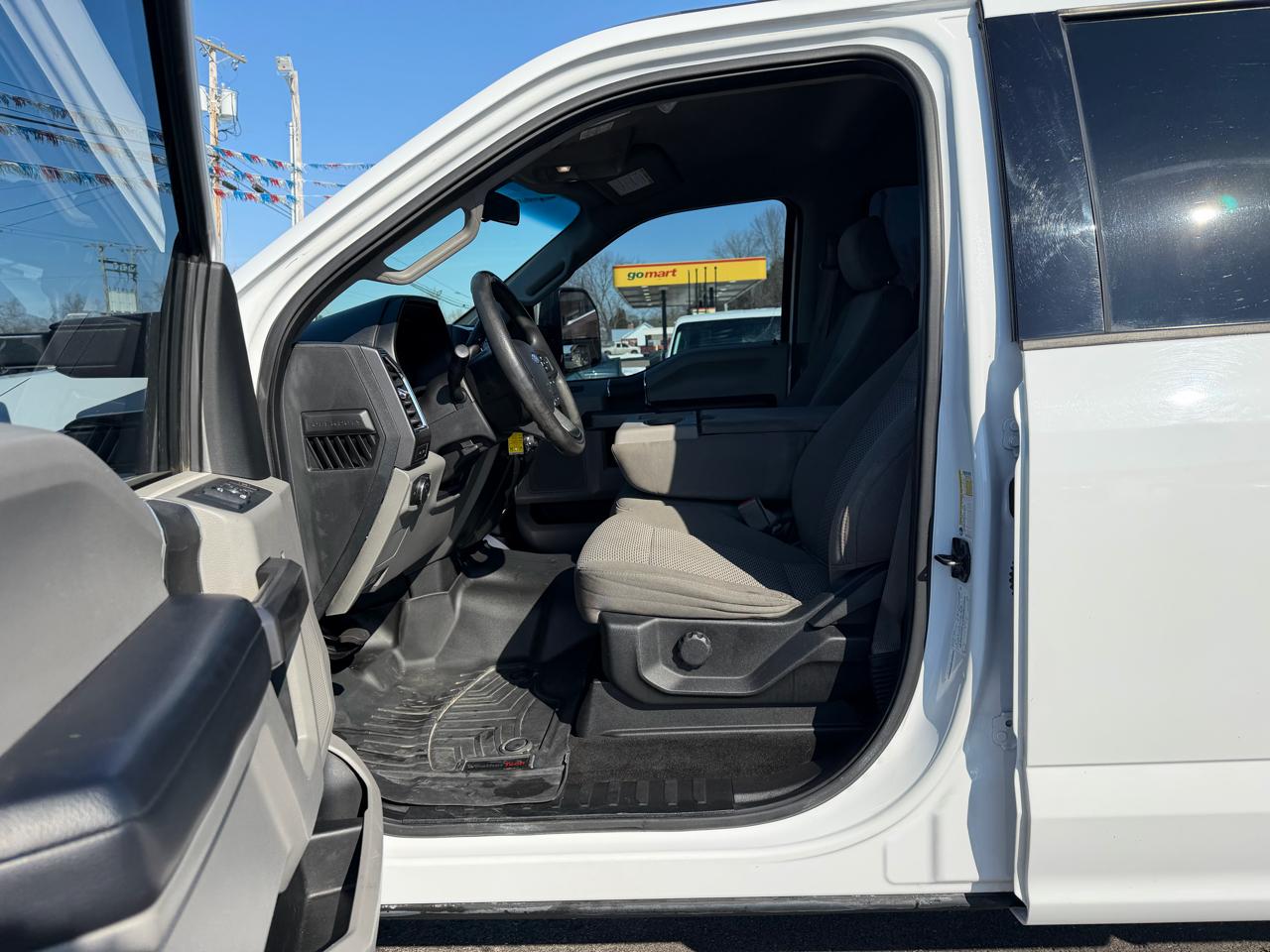 Ford Super Duty F-250 SRW 4WD Crew Cab 156" XLT 2018