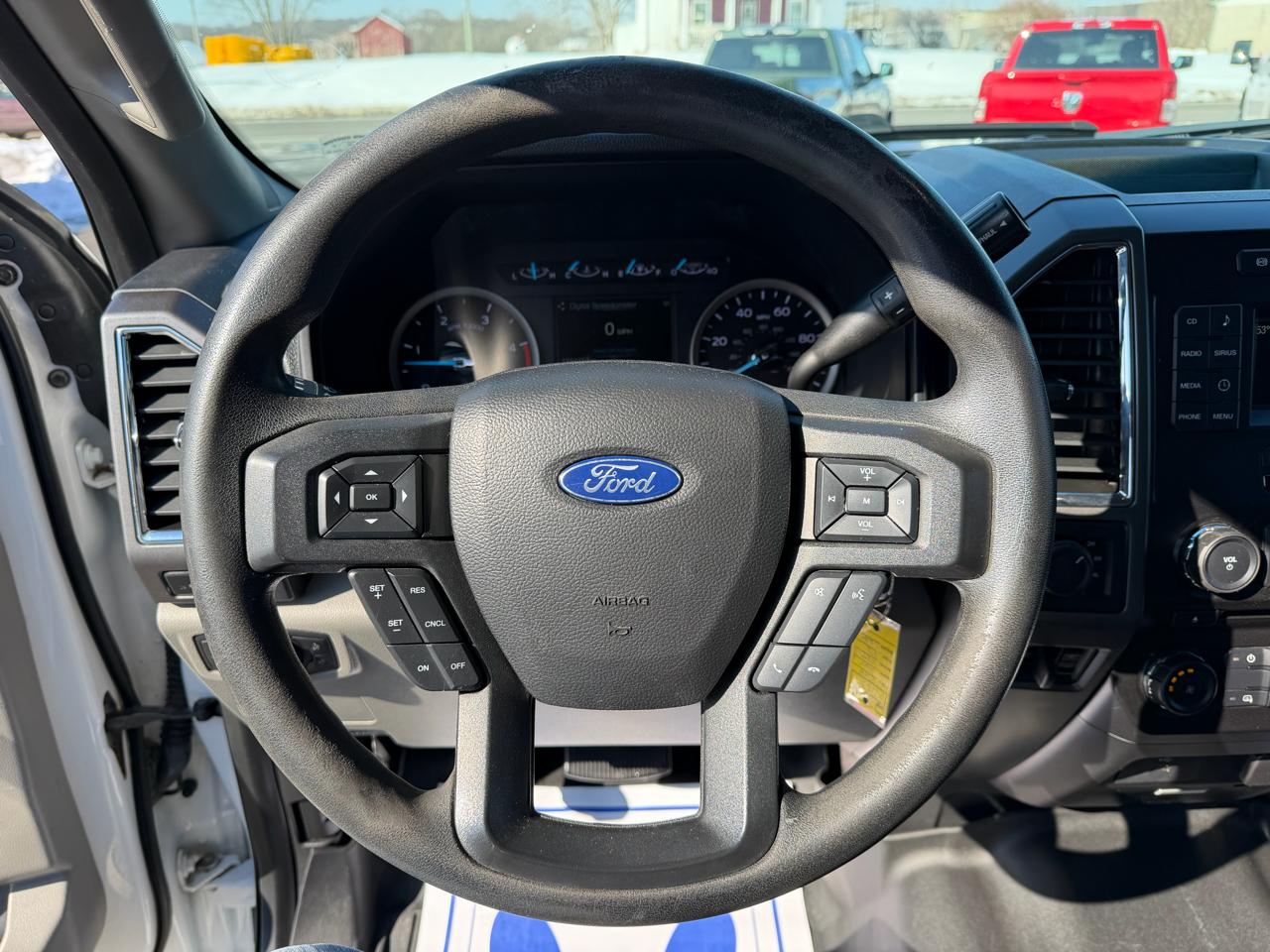 Ford Super Duty F-250 SRW 4WD Crew Cab 156" XLT 2018