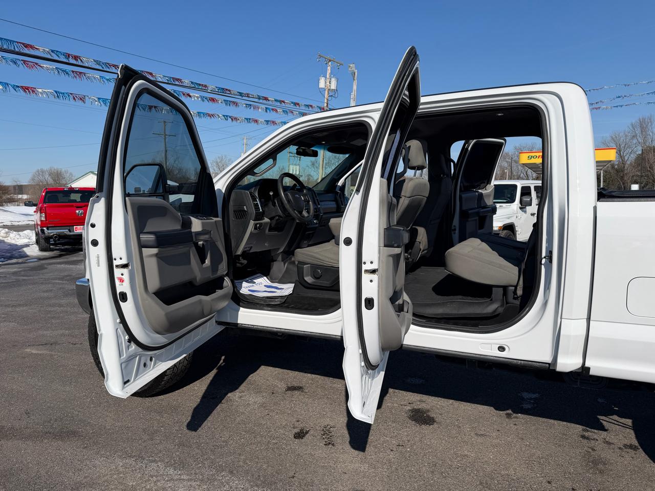 Ford Super Duty F-250 SRW 4WD Crew Cab 156" XLT 2018