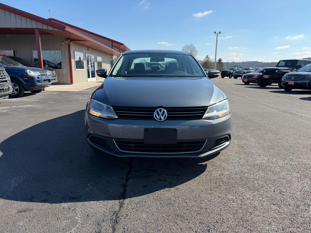 Volkswagen Jetta Sedan 4dr Auto SE PZEV 2013