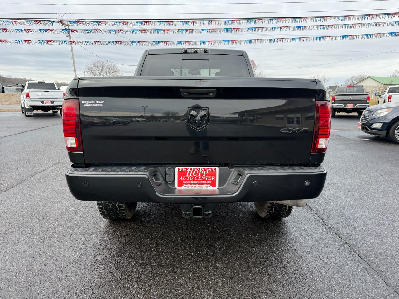 RAM 3500 Laramie 4x4 Crew Cab 6'4" Box 2017