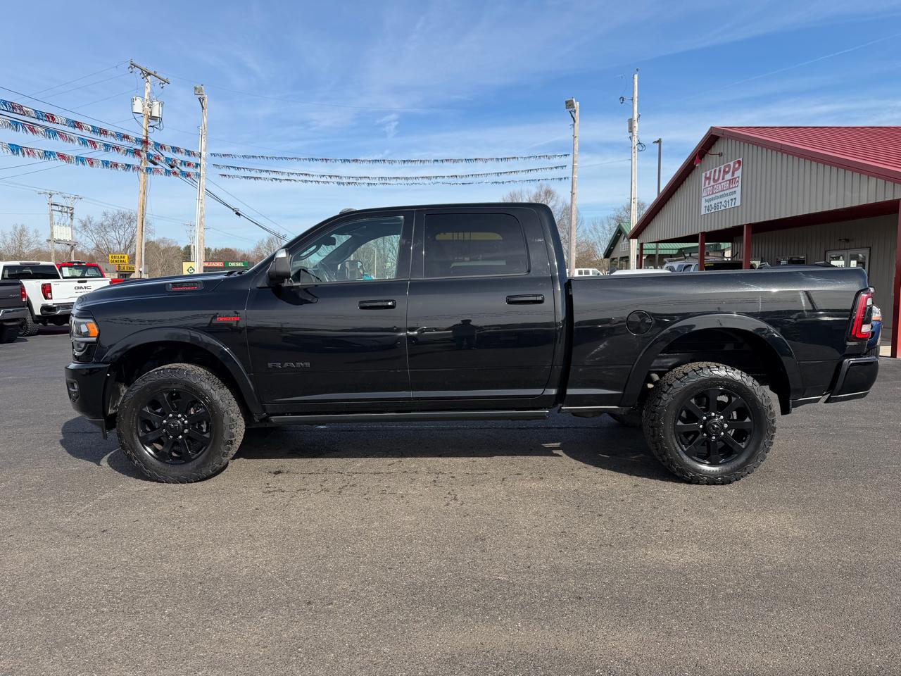 RAM 2500 Laramie 4x4 Crew Cab 6'4" Box 2020