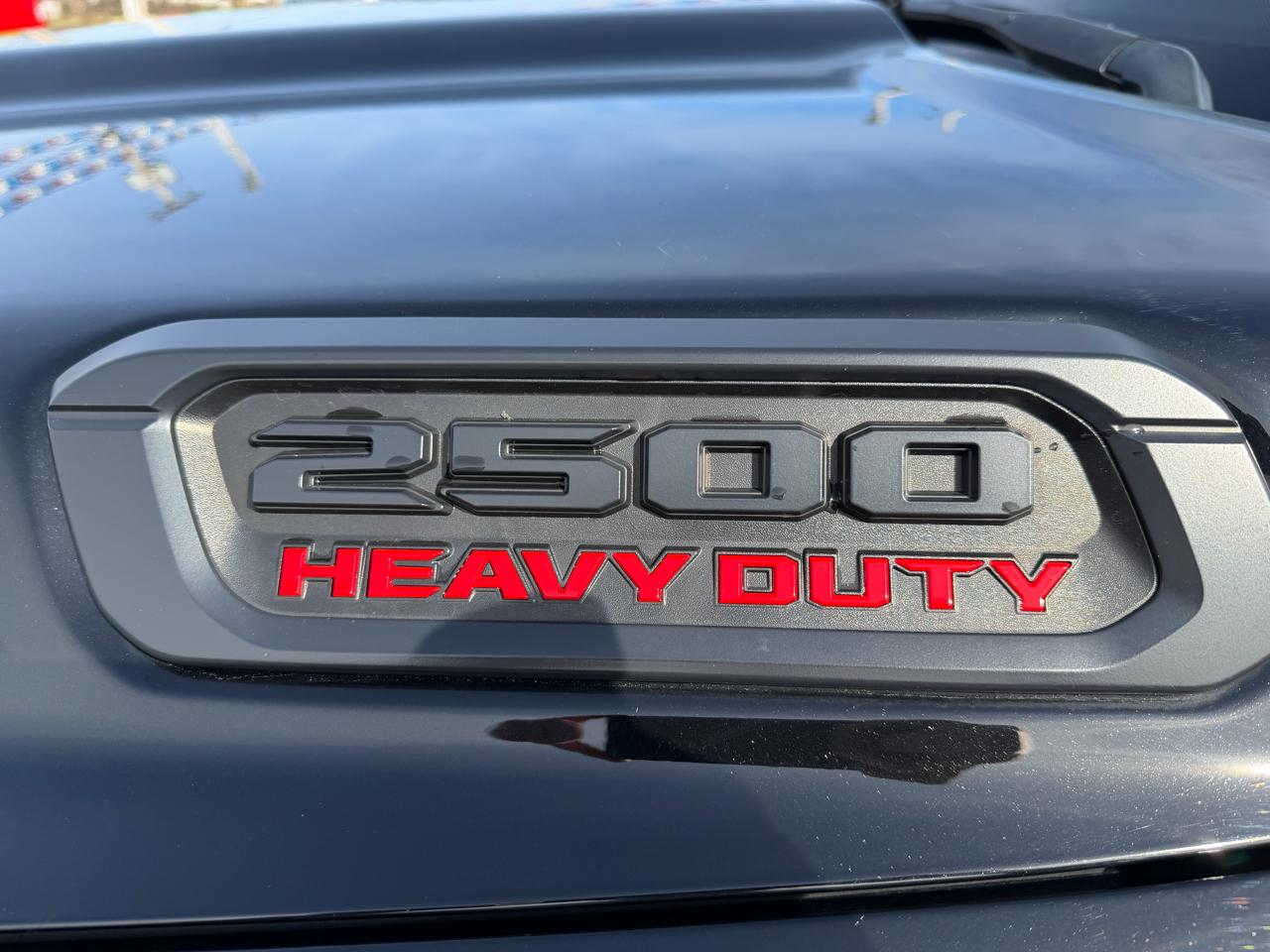 RAM 2500 Laramie 4x4 Crew Cab 6'4" Box 2020