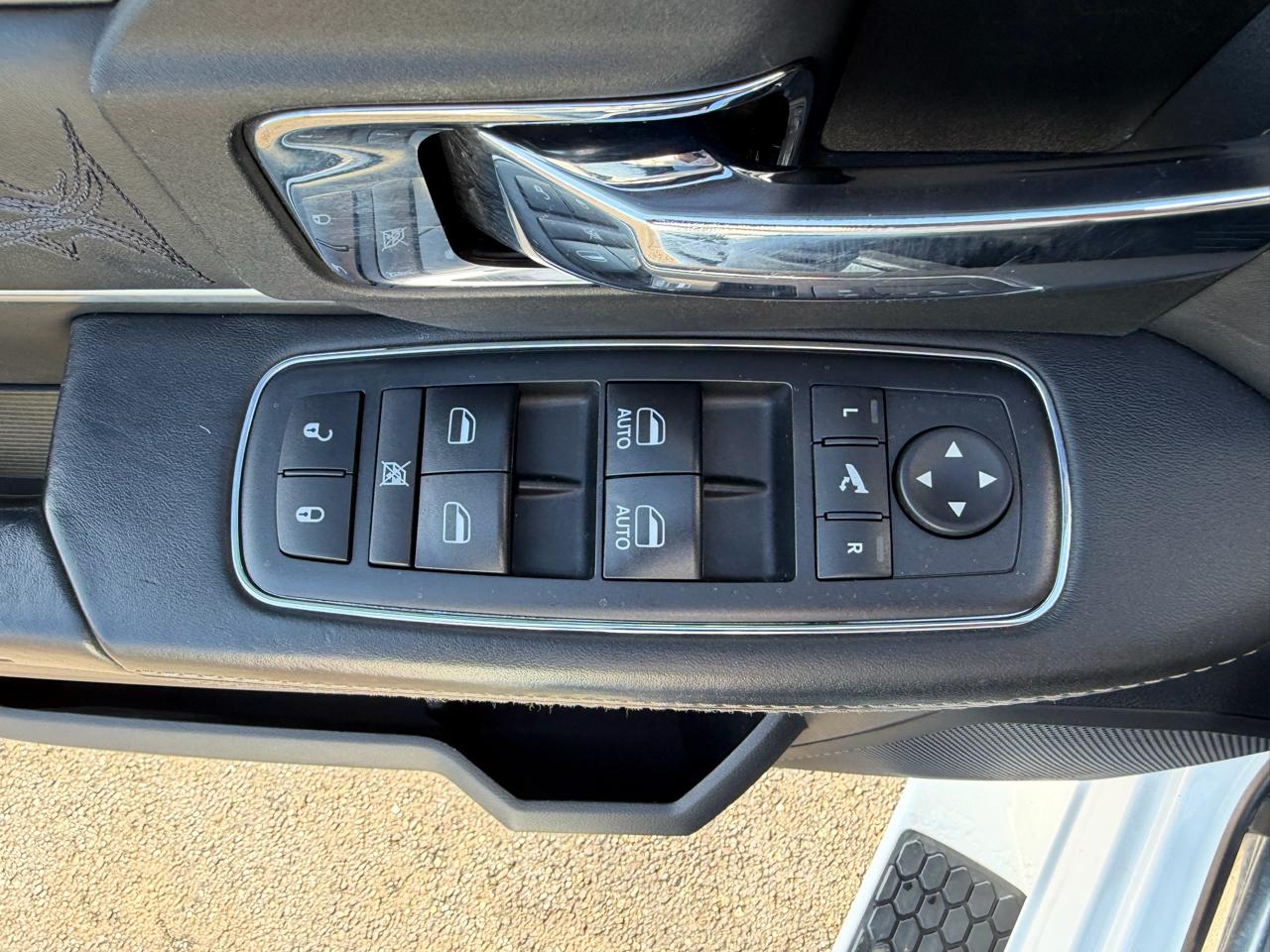 RAM 2500 Limited 4x4 Crew Cab 6'4" Box 2018