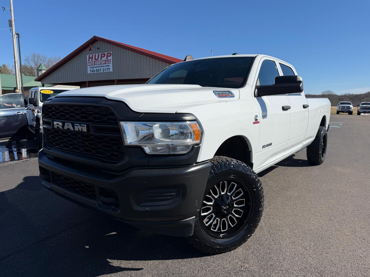 RAM 3500 Tradesman 4x4 Crew Cab 8' Box 2022